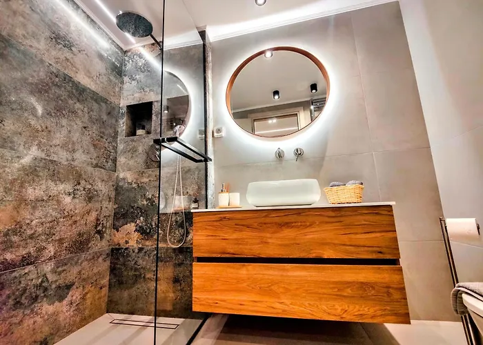 Elpis\' Cozy & Luxury Apartment
